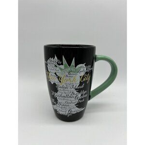 Disney Store NYC  Official Mug Minnie Mouse Statue of Liberty Black Green